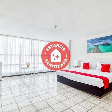 Oyo Hotel Del Llanito, Аґуаскальєнтес Екстер'єр фото