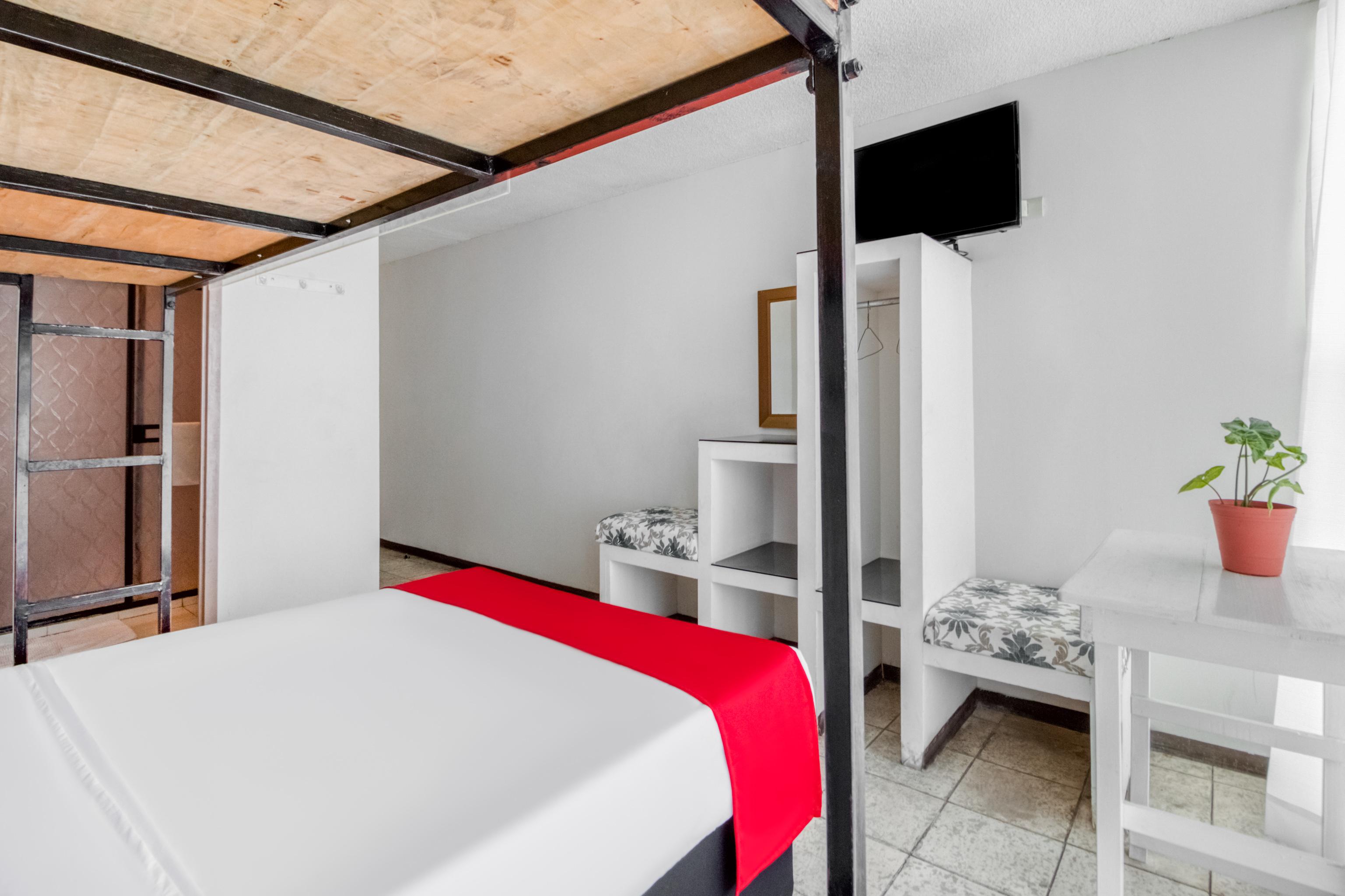 Oyo Hotel Del Llanito, Аґуаскальєнтес Екстер'єр фото